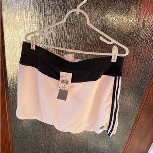 Adidas Black and White Skort XL NWT